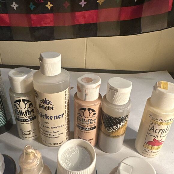 Lot of art and crafts including perm enamel, liquitex,folk art, glosses and more - Picture 8 of 12